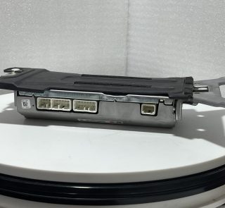 Lexus & Land Cruiser Original Amplifier 2012–2013