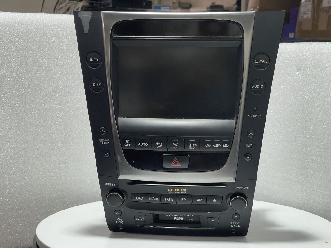 Lexus IS 250 Original Screen
