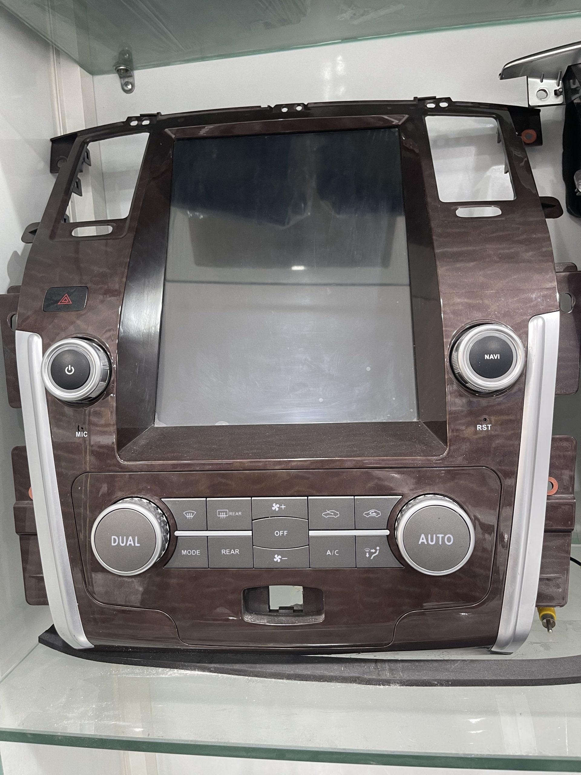 IMG_1410 Used Nissan Patrol 2011–2017 Tesla-Style 4+64 GB Android Screen - Image 1