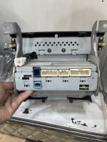 Toyota Land Cruiser VXR Original Screen (Part Number: 86111-60290, 2009) - Image 3